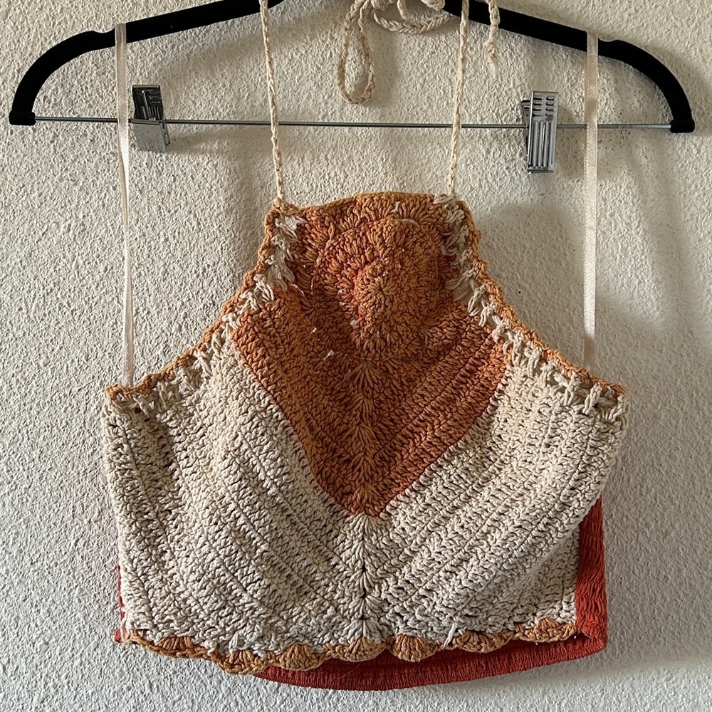 BOG Collection Crochet Bohemian Hippie Festival beach Halter Cropped Women’s Med